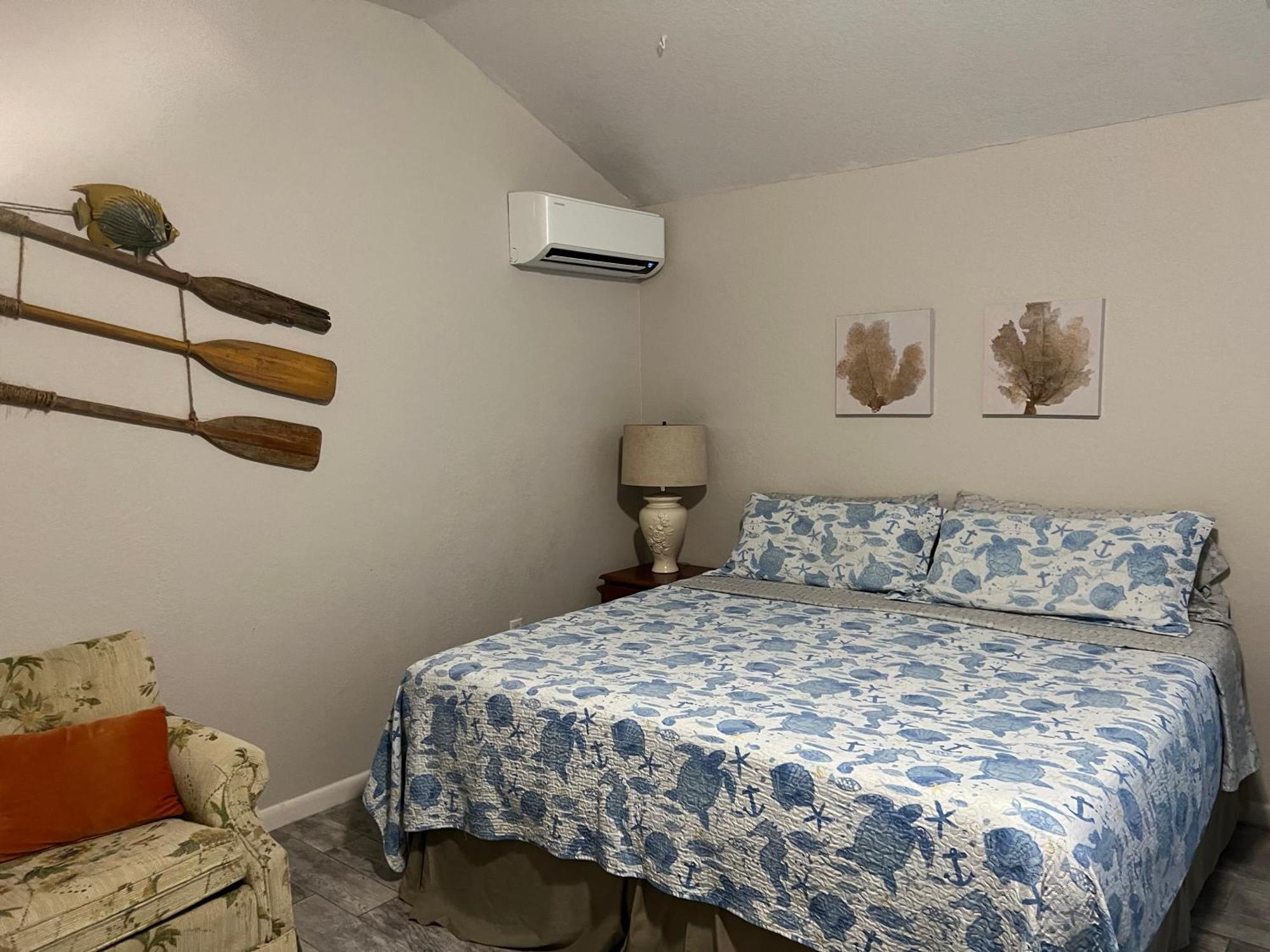Nature Coast Inn & Cottages Inglis Экстерьер фото