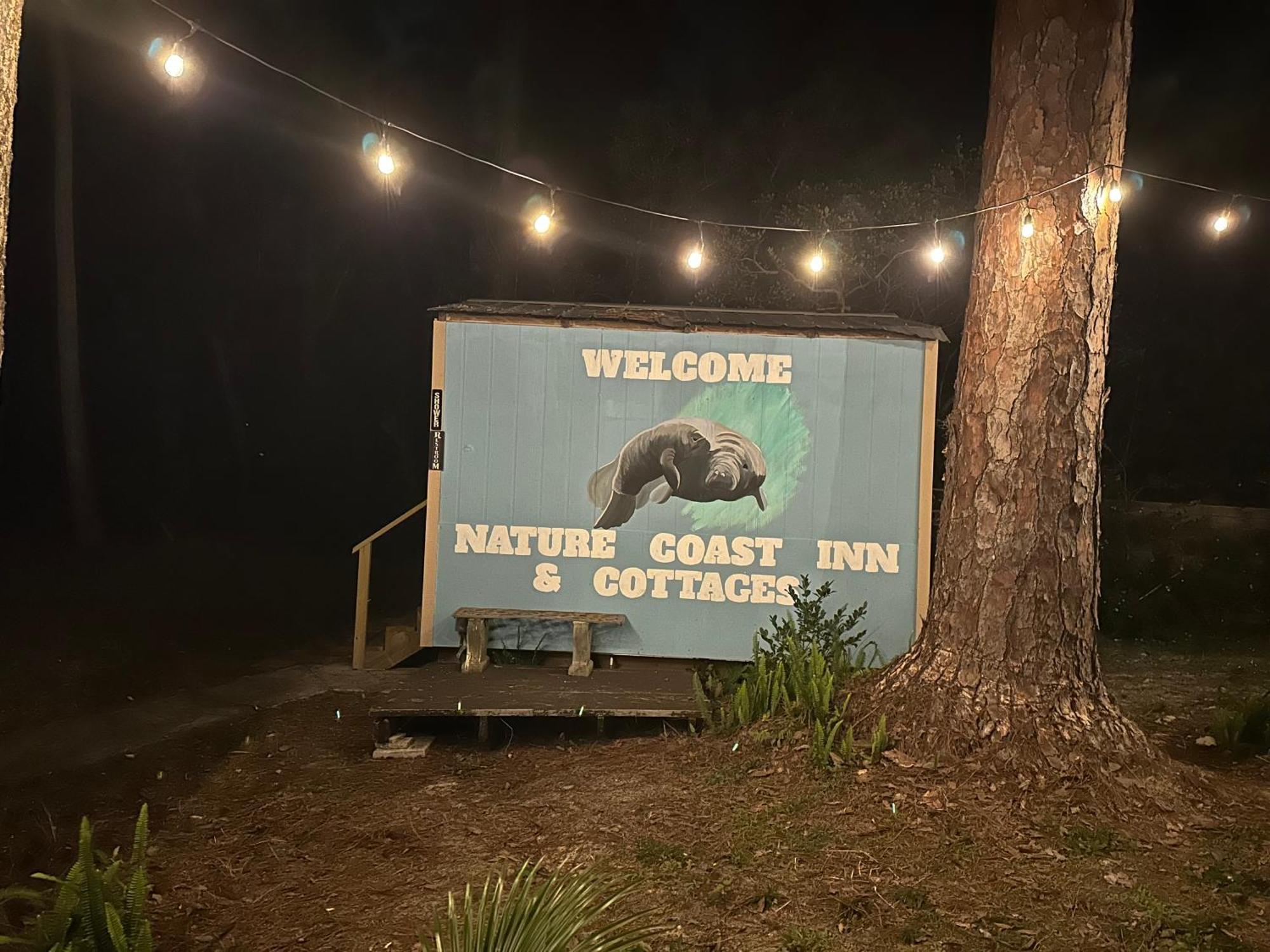 Nature Coast Inn & Cottages Inglis Экстерьер фото