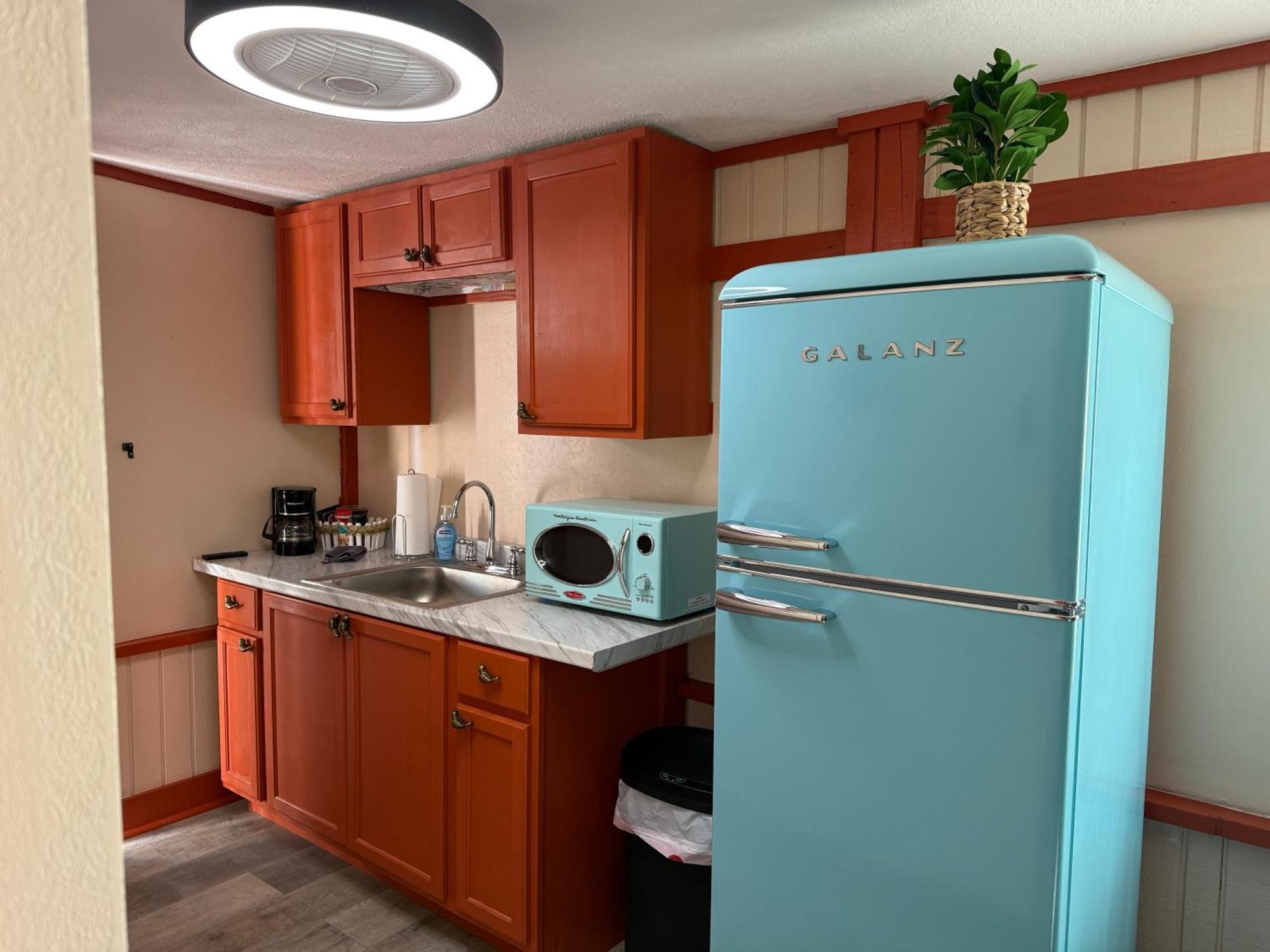 Nature Coast Inn & Cottages Inglis Экстерьер фото